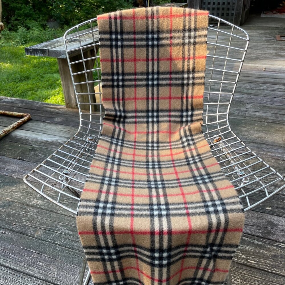 Vintage Burberry's cashmere nova check scarf - beautiful condition - blue label